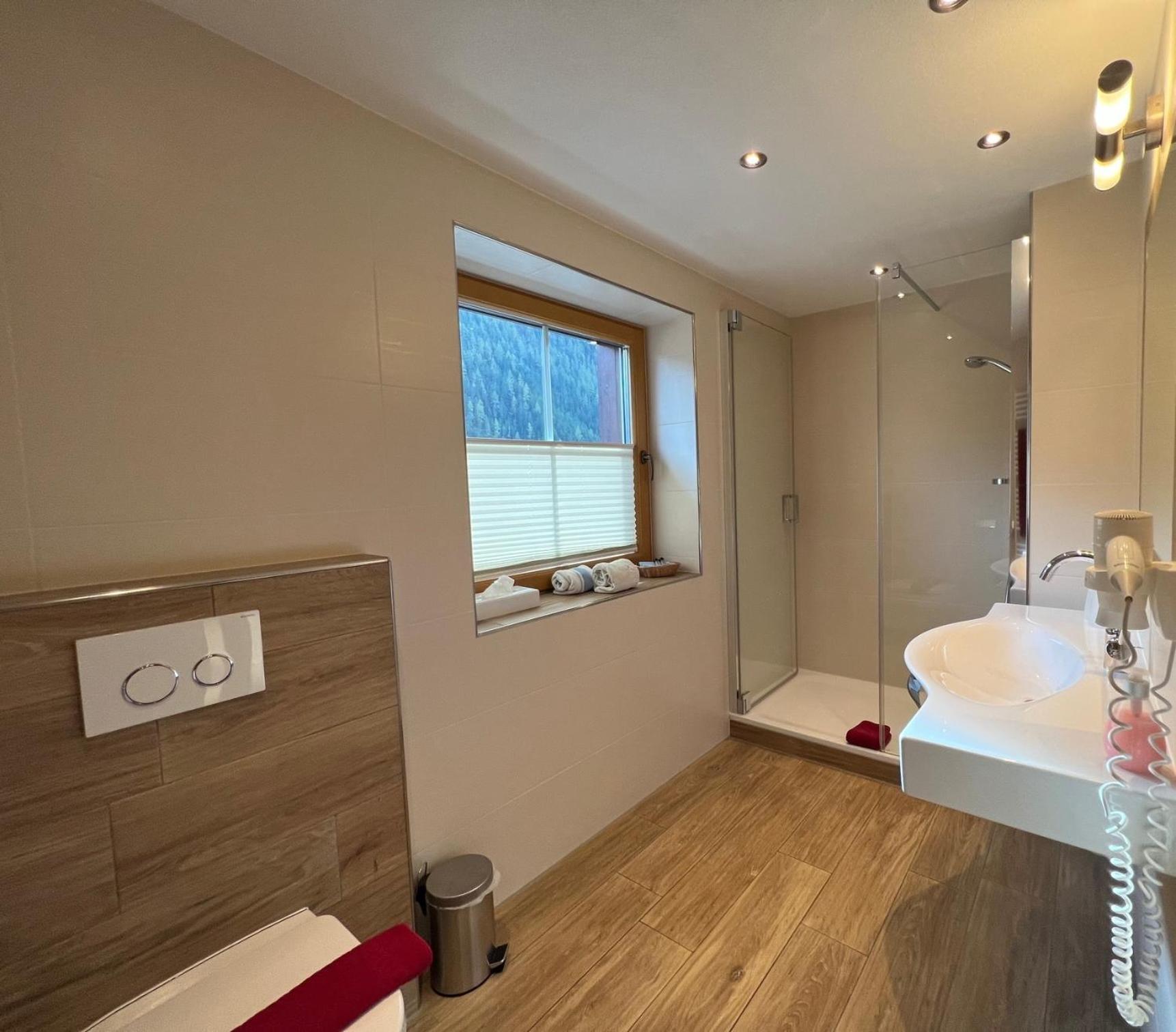 Hotel Jenneweinhof Tux Zewnętrze zdjęcie