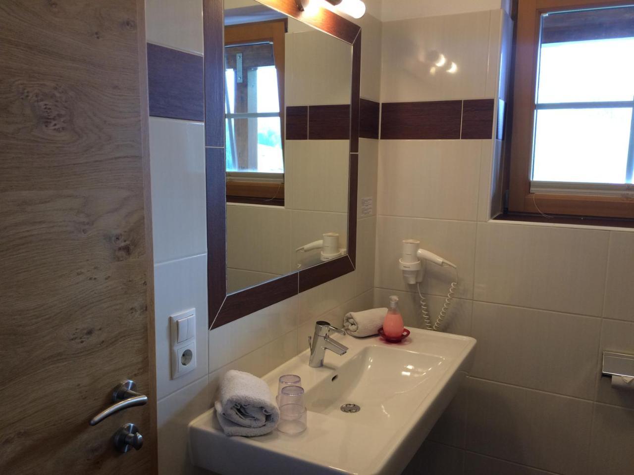 Hotel Jenneweinhof Tux Zewnętrze zdjęcie