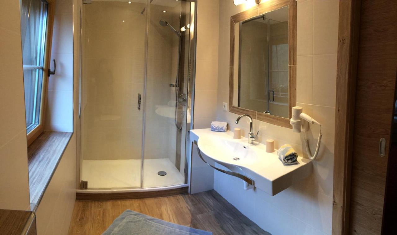 Hotel Jenneweinhof Tux Zewnętrze zdjęcie